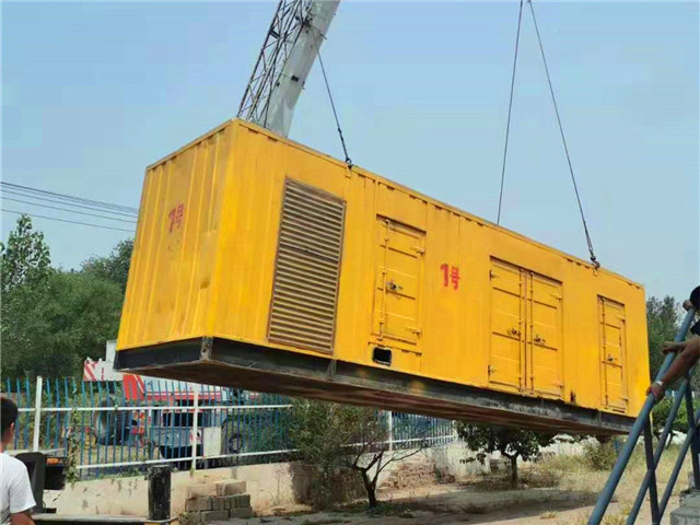彭水300KW柴油发电机组油耗是多少？
