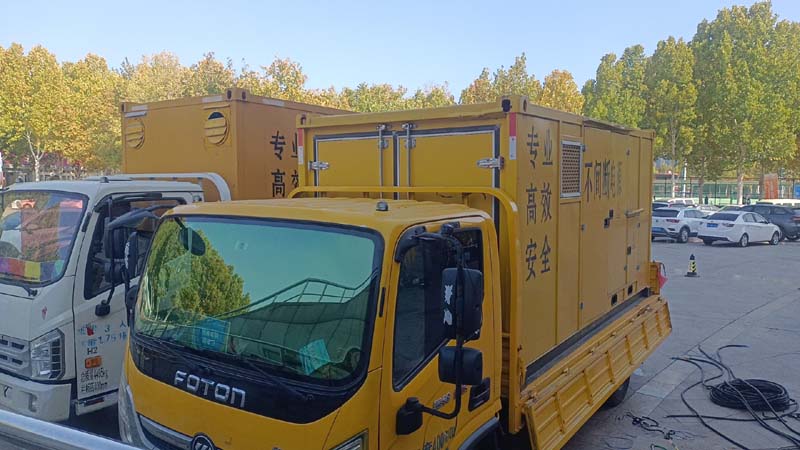 彭水柴油发电机组和UPS电源如何配合工作？