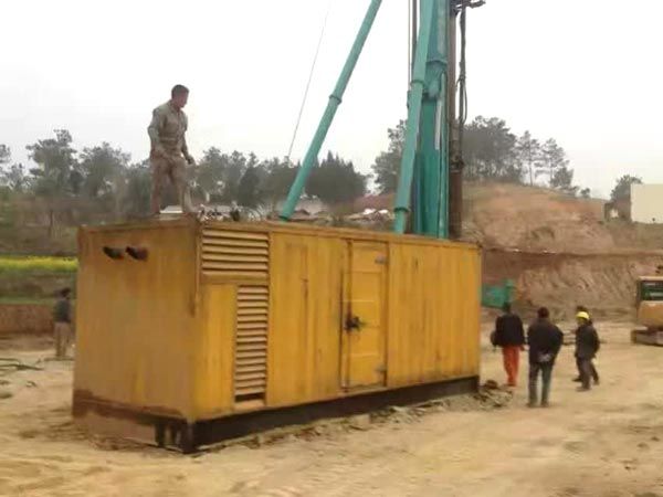 彭水如何判断水冷式机油散热器密封件是否需要更换？